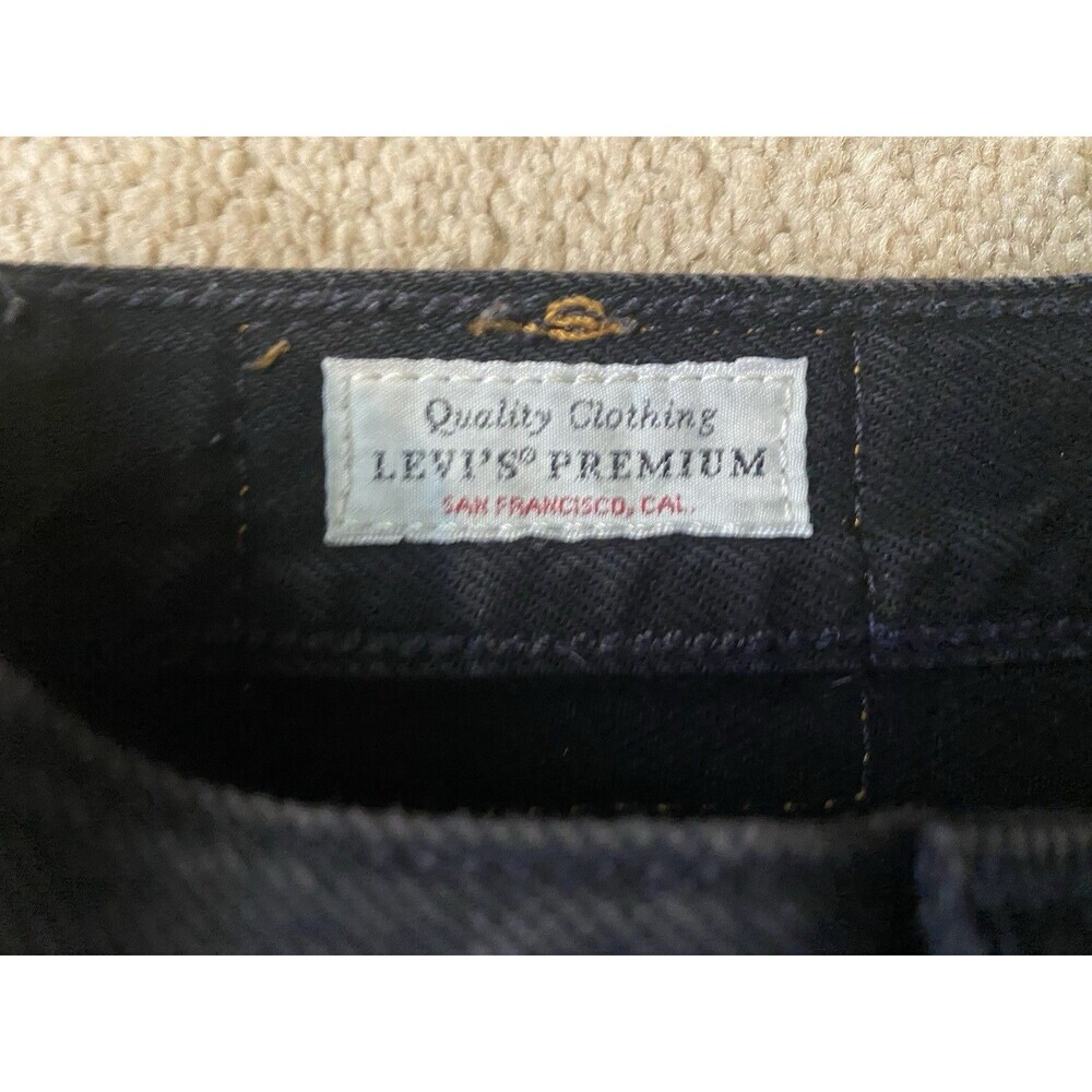 Levi's 501® Original Cropped Distressed Black Women's Jeans Size 24 - Picture 3 of 16